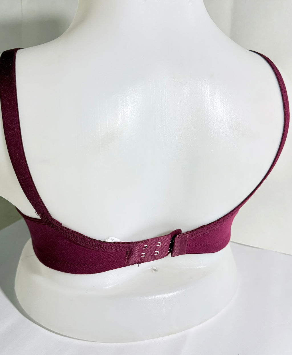 Lace Padded Bra – Premium Lace Elegance with Soft, Body-Fit Comfort